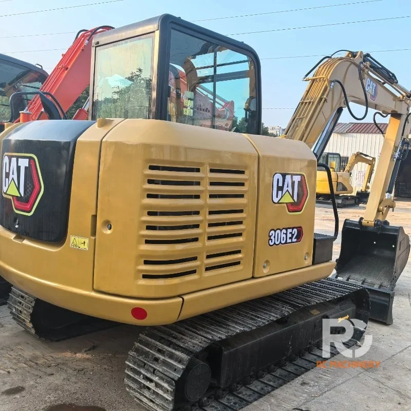 حفارة مستعملة من طراز كات 306 1