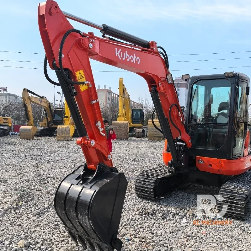 حفارة مستعملة من طراز كوبوتا 155 4