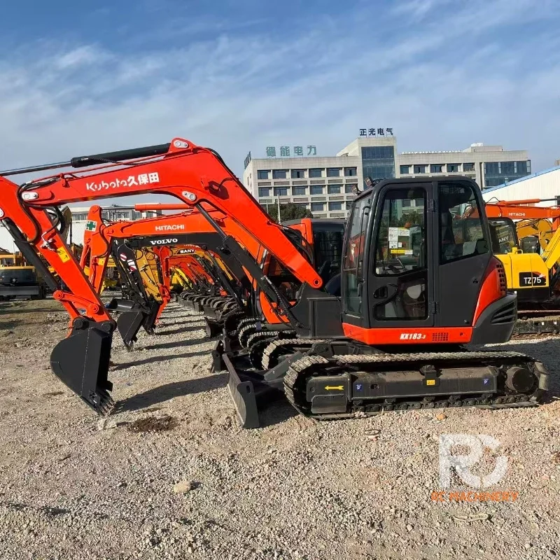 3USED EXCAVATOR KUBOTA 183