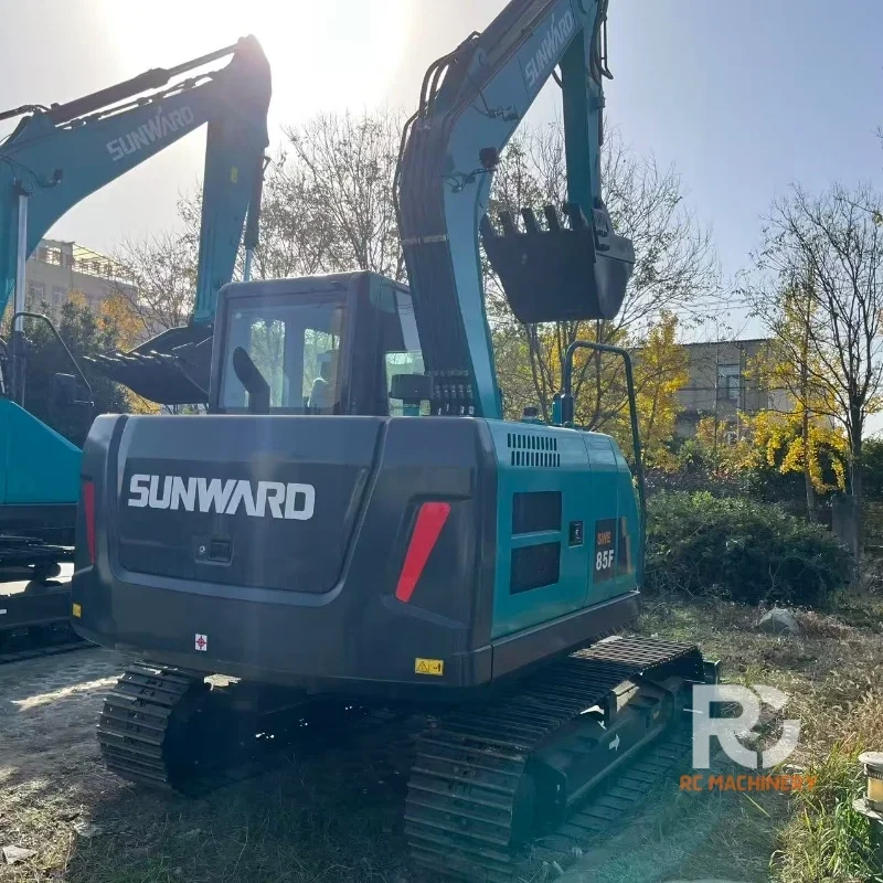 BRAND NEW EXCAVATOR SUNWARD 85 1