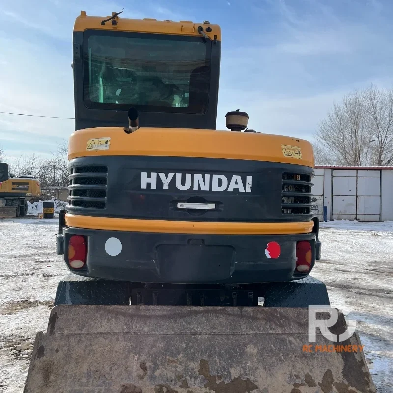 USED EXCAVATOR HYUNDAI WHEEL 60 8