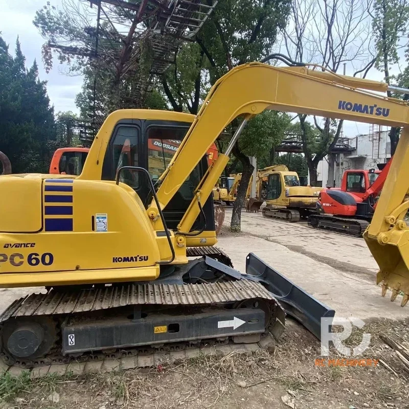 USED EXCAVATOR KOMASU 60 3