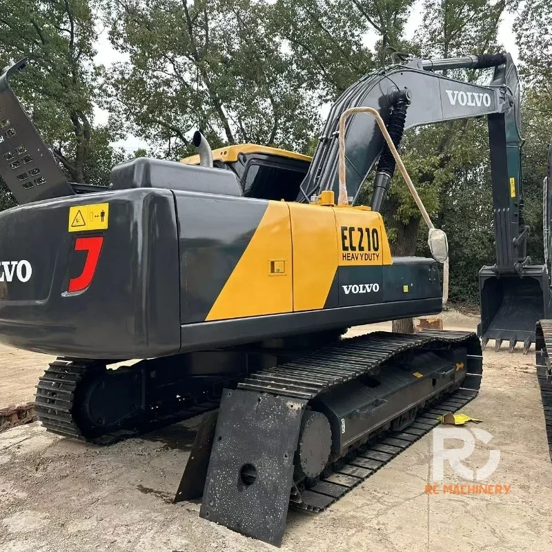 USED EXCAVATOR VOLVO 210 3