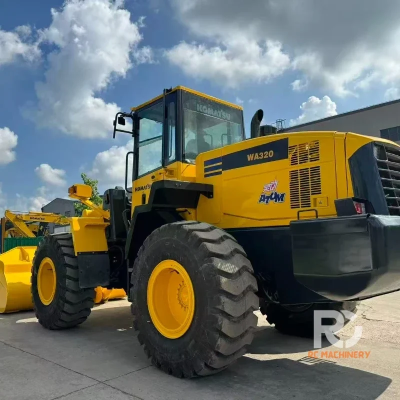 USED KOMATSU LOADER 320 1