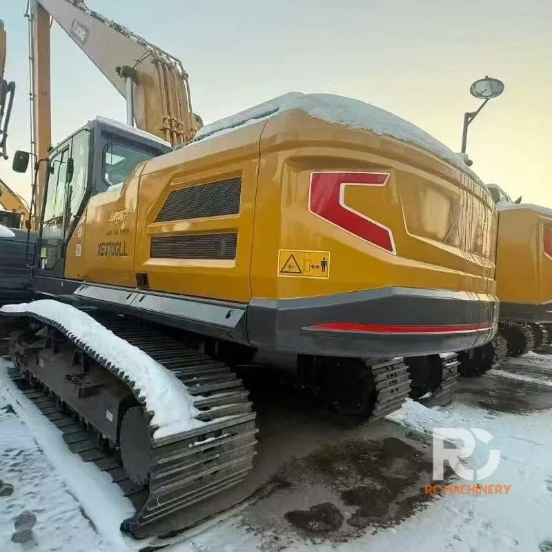 1BRAND NEW EXCAVATOR XCMG 370