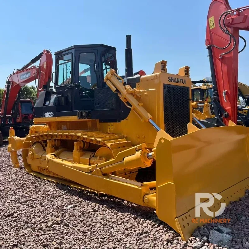 1USED bulldozer shantui sd22