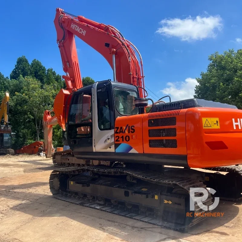 1USED EXCAVATOR ZX210